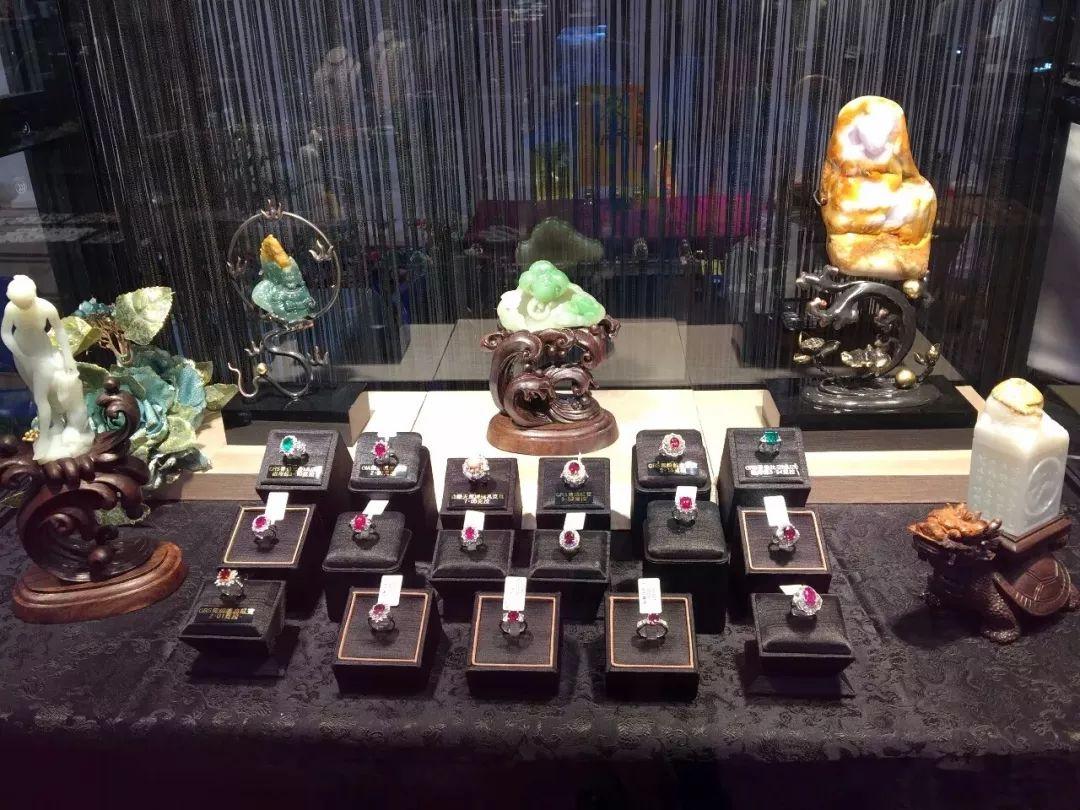 宝石鉴定的方法不包括什么_宝石的鉴定思路_宝石鉴定方法包括哪些