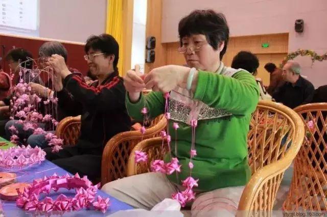 黄埔卫校2024招生分数线_黄埔卫校_黄埔卫校校服