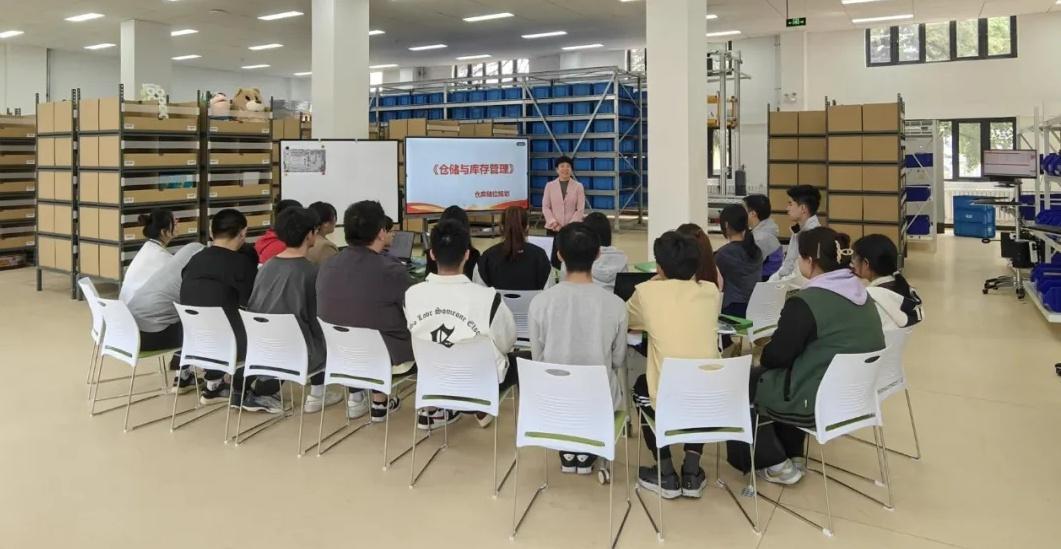 物资学院在北京哪个区_北京物资学院号称小清华吗_北京物资学院是几本