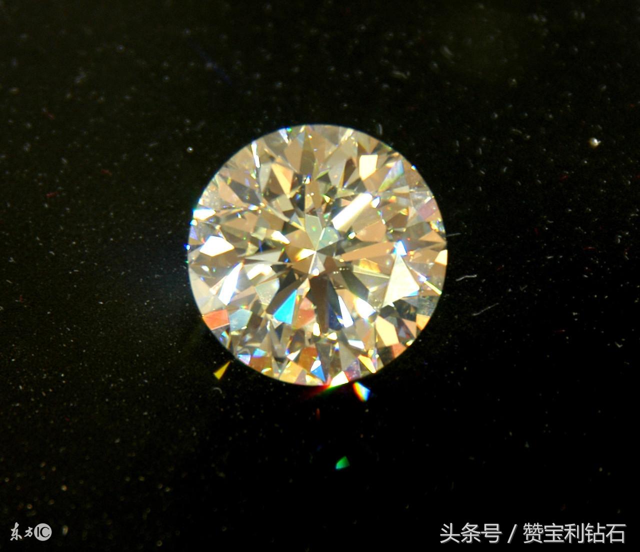 买钻戒有什么说法吗_买钻戒的三大忌讳_钻戒禁忌