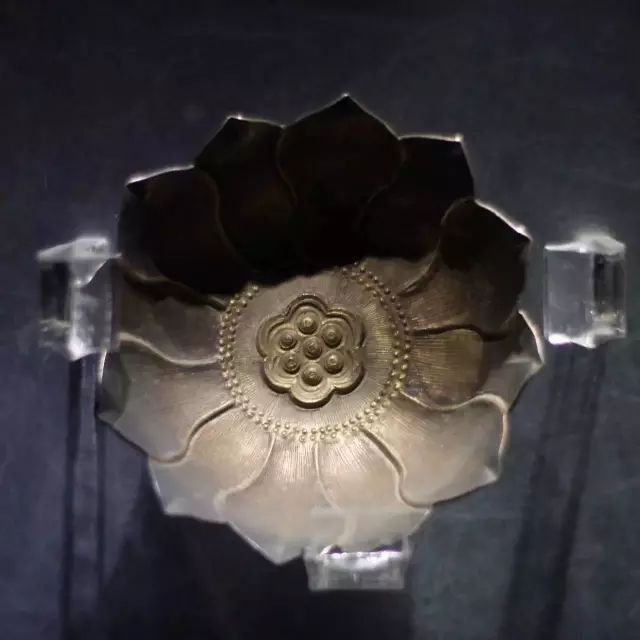 斗酒十千恣欢谑_恣欢谑的拼音和意思_恣欢谑的注音和翻译