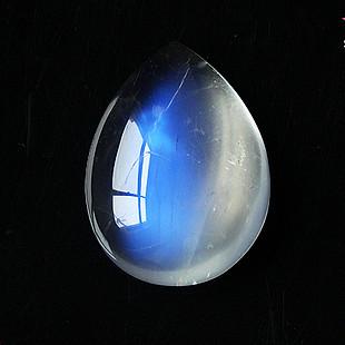 月光石功效作用与主治_月光石的作用与功效_月光石功效作用与禁忌