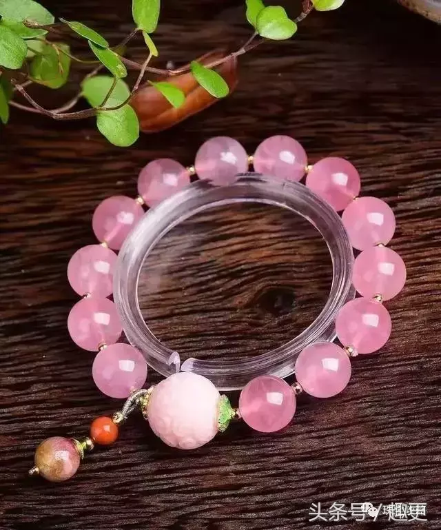 月光石功效与作用害处_月光石功效作用与禁忌_月光石的作用与功效