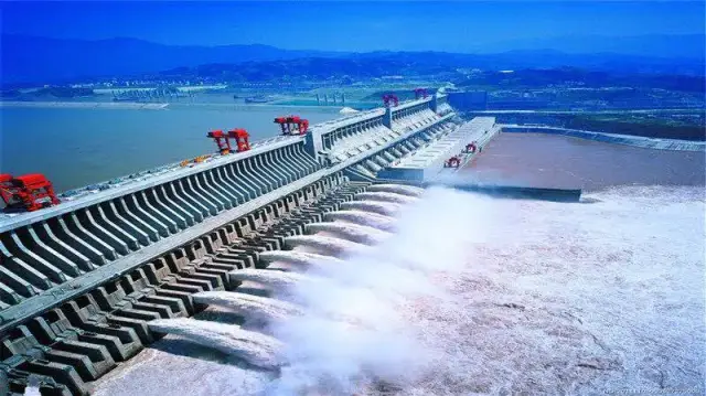 长江三峡豪华游轮内部图片_长江三峡豪华旅游船_长江三峡旅游豪华游轮
