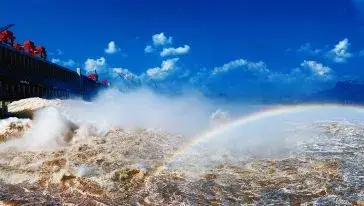 长江三峡旅游豪华游轮_长江三峡豪华旅游船_长江三峡豪华游轮内部图片