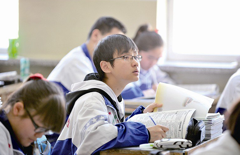 齐齐哈尔大学是985还是211_齐齐哈尔大学是几本_齐齐哈尔大学是985吗