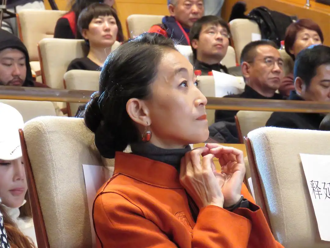 满城黄金甲经典台词_满城尽带黄金甲演员表_满城尽的黄金甲