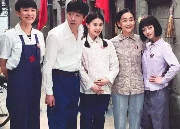 满城尽带黄金甲演员表_满城尽带黄金甲出来的演员_满城尽的黄金甲