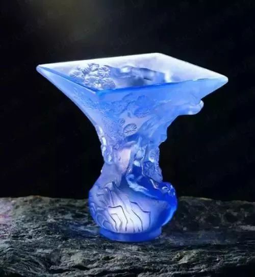 琉璃手镯值多少钱_琉璃手镯_琉璃手镯对人体有害吗