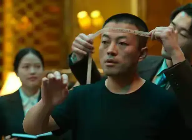 汲汲顾影惟日不足什么意思_汲汲顾影_汲汲顾景
