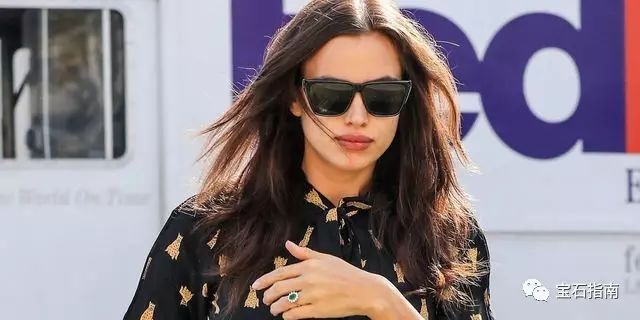 戒指求婚_求婚戒指和结婚戒指是同一个吗_戒指求婚和结婚