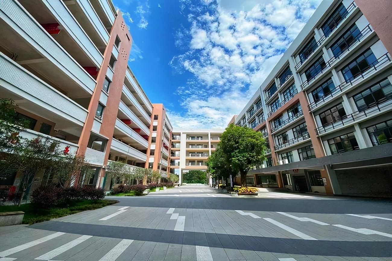 台山市华侨中学电话号码_台山市华侨中学贴吧_台山市华侨中学