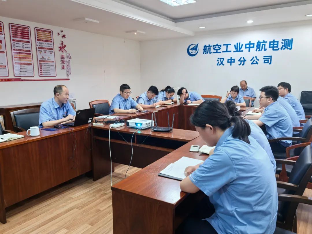 务求实效前面加什么_务实效的意思_务实求效