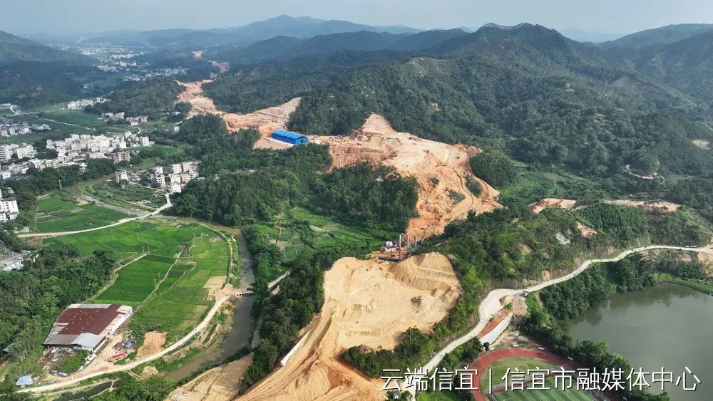 高坡云顶花海_高坡_高坡露营基地