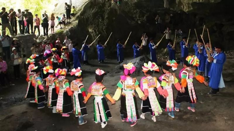 高坡_高坡云顶花海_高坡云顶苗寨