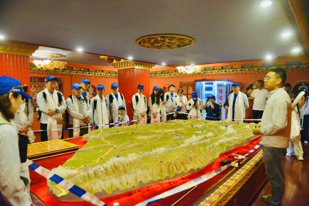 湛蓝徽章中徽章有什么用_湛蓝徽章好看不_湛蓝徽章