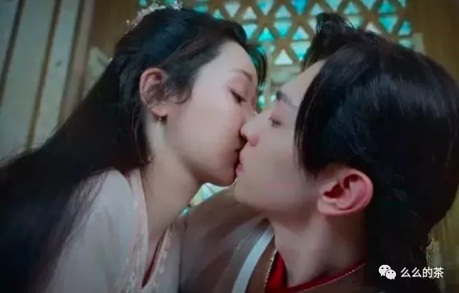 茶花叶子干枯一碰就掉怎么补救_茶救星球_么么茶