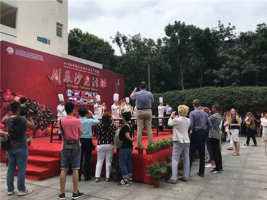 成都五月花职业学校死人_成都五月花烹饪学校_成都五月花技师学校学费