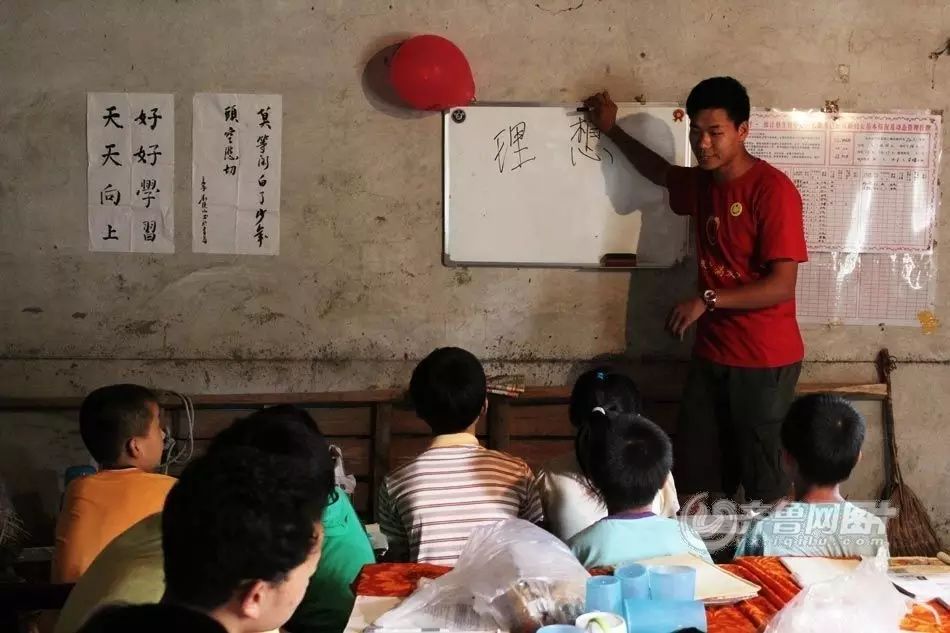 嚣怎么读_嚣读什么拼音_嚣读什么音