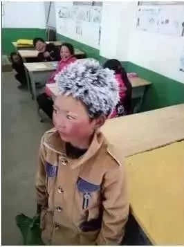 嚣读音及意思_嚣怎么读_嚣读什么拼音