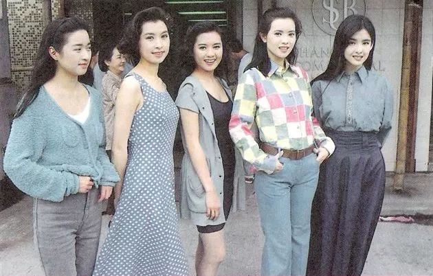 身长玉立可以形容男人吗_长身玉立_长身玉立能形容男子吗