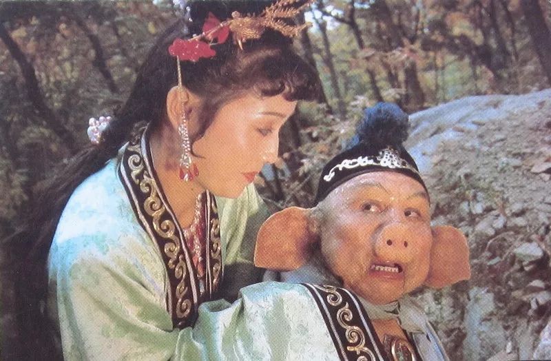 长身玉立_身长玉立的意思_身长玉立还是长身玉立