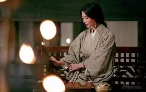 上茶_茶上面有白色漂浮物叫什么_茶上的绒毛是什么