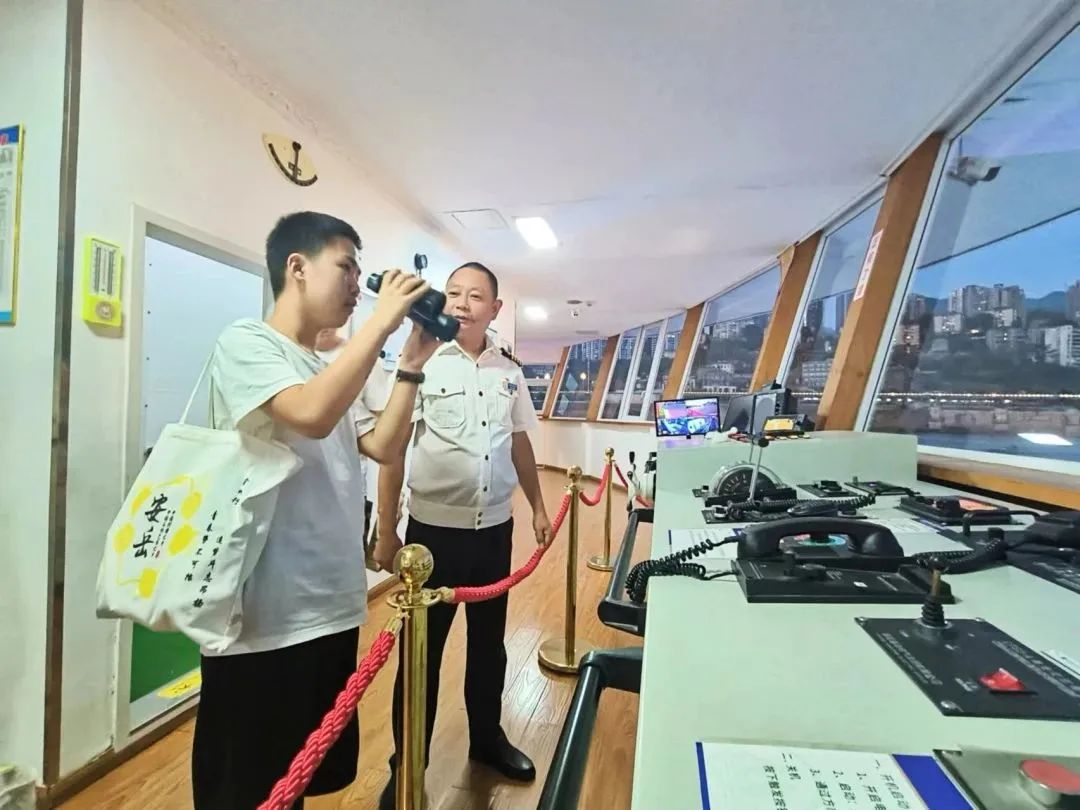 两江游_两江游网上订票_两江游船时间表