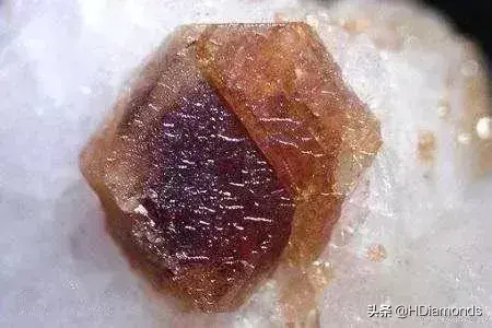 水钻是什么钻_水钻钻头什么材质_水钻是什么材质